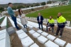El Ayuntamiento de Antequera acomete nuevas mejoras en el Estadio Municipal El Maulí: colocados 1.900 asientos para el lateral de preferencia y labores de pintado en todo el recinto