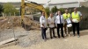 El alcalde Manolo Barón y el teniente de alcalde Juan Rosas visitan las obras de remodelación y mejora del Complejo Deportivo de El Maulí